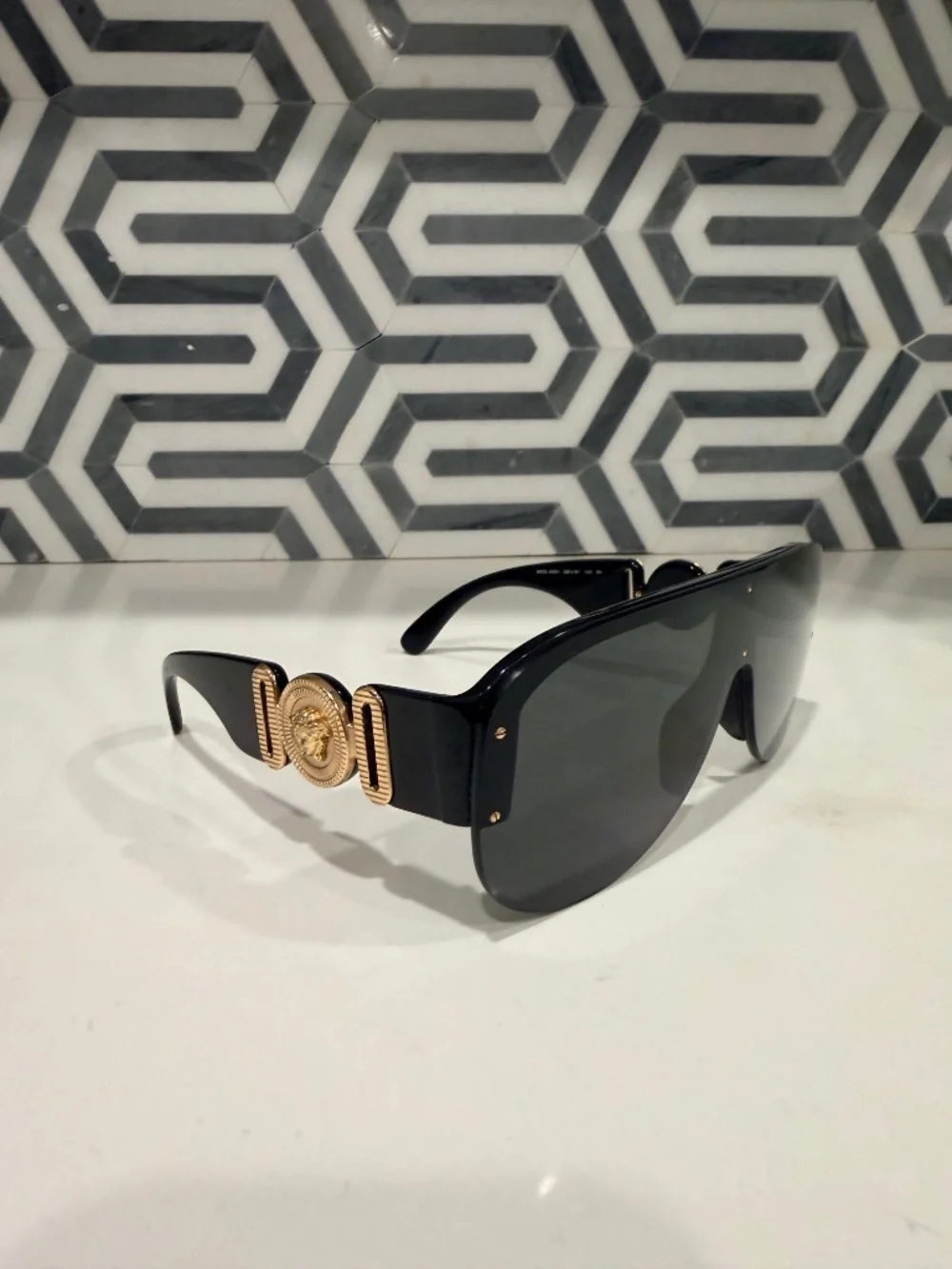 Versace Men's Sunglasses. Almost Brand NEW!